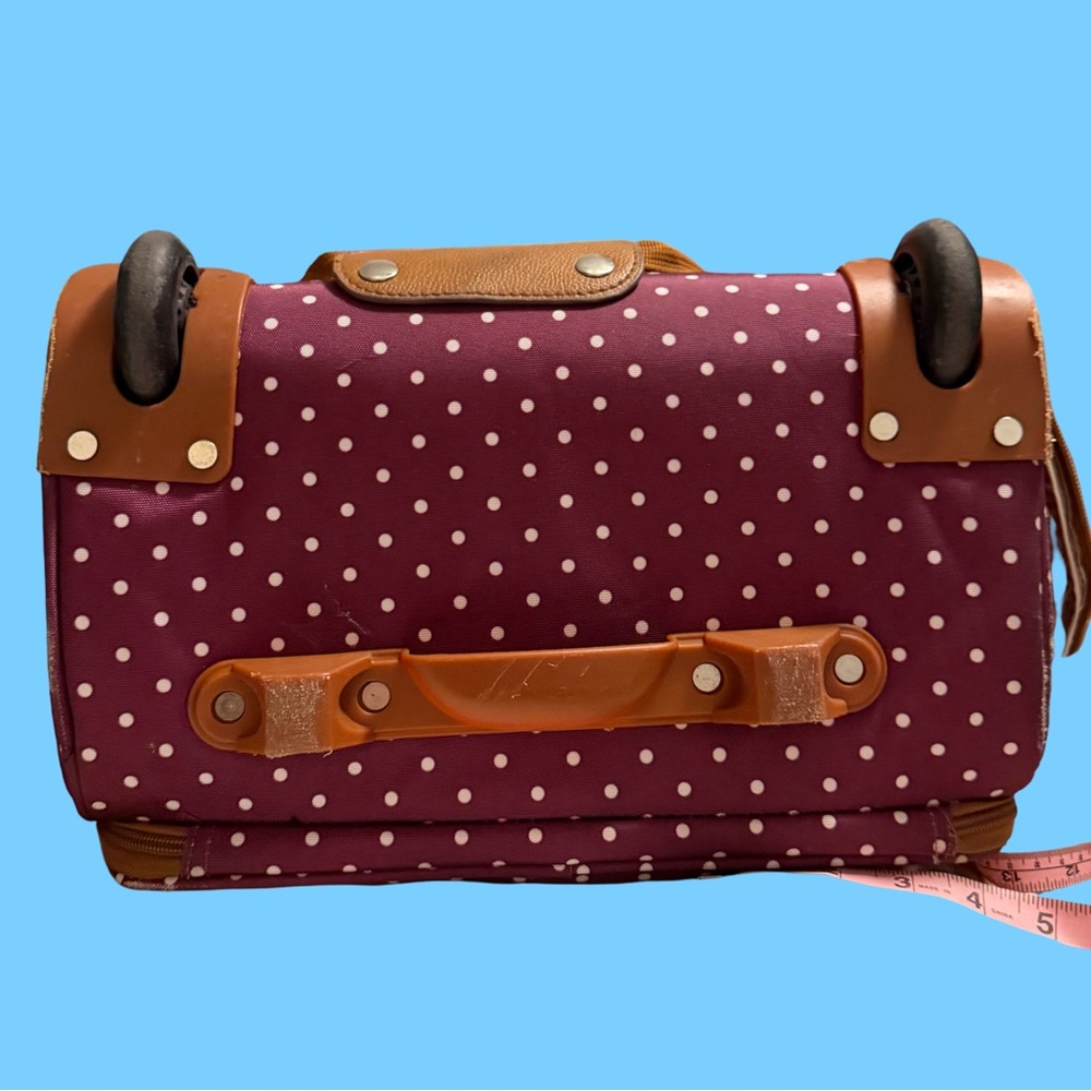 Jessica Simpson Burgundy Polka Dot Rolling Travel Bag with Tan Straps - Picture 4 of 8